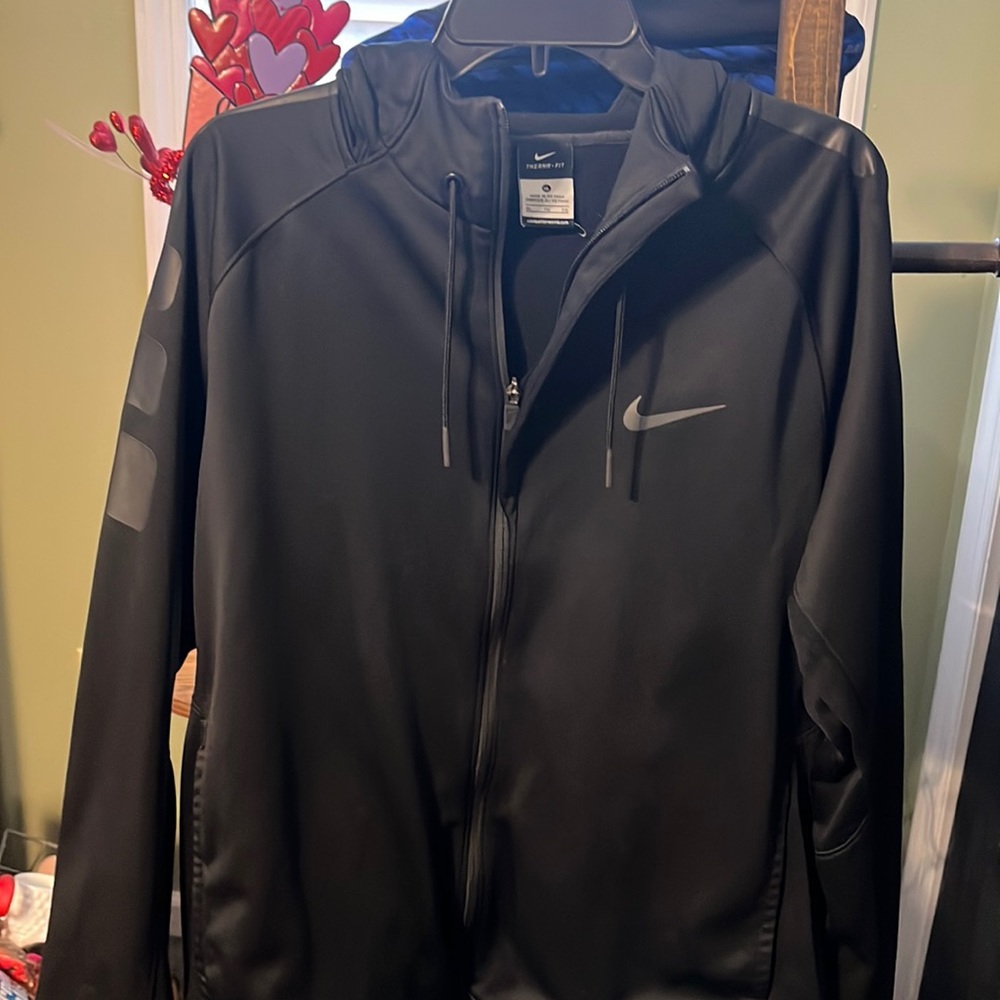 Men's Large Nike Black  Therma-Fit Full-Zip Jacket